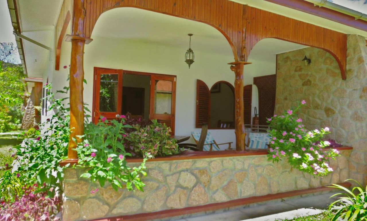 The Islander Hotel Grand Anse  Eksteriør billede