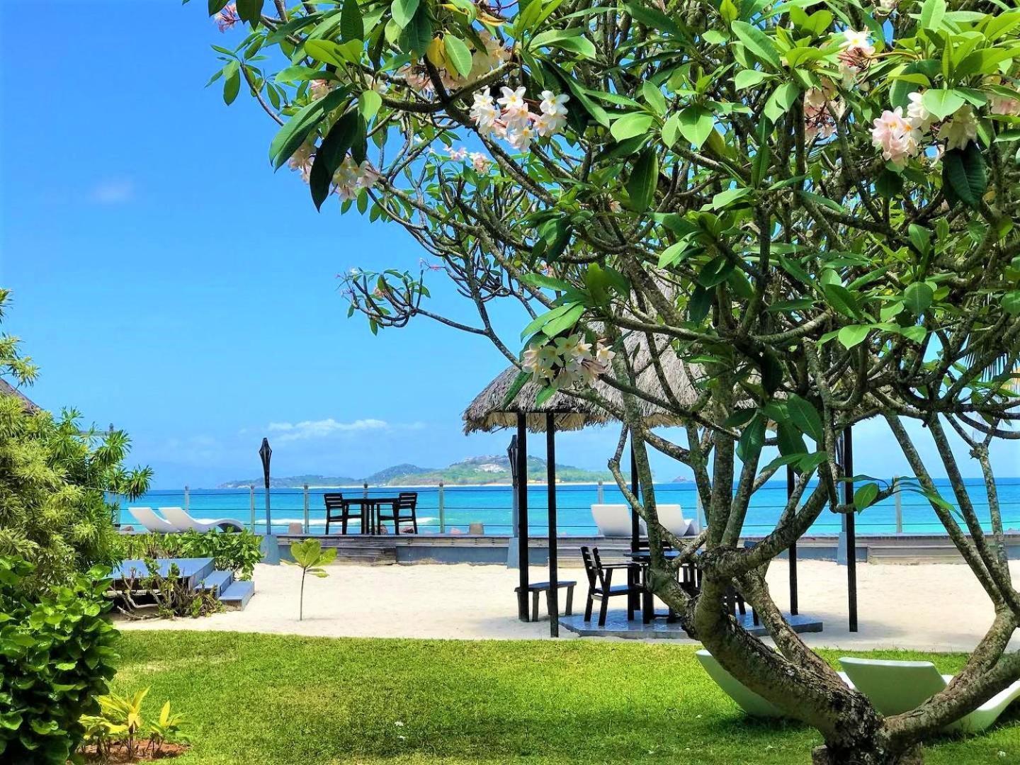 The Islander Hotel Grand Anse  Eksteriør billede
